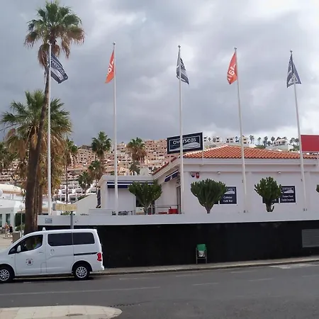 I Tenerife! I Island Village! *